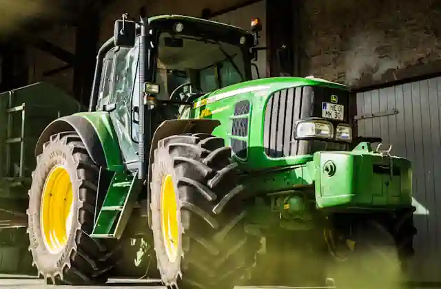 Plug, freză și remorcă pentru tractor AgroFarm