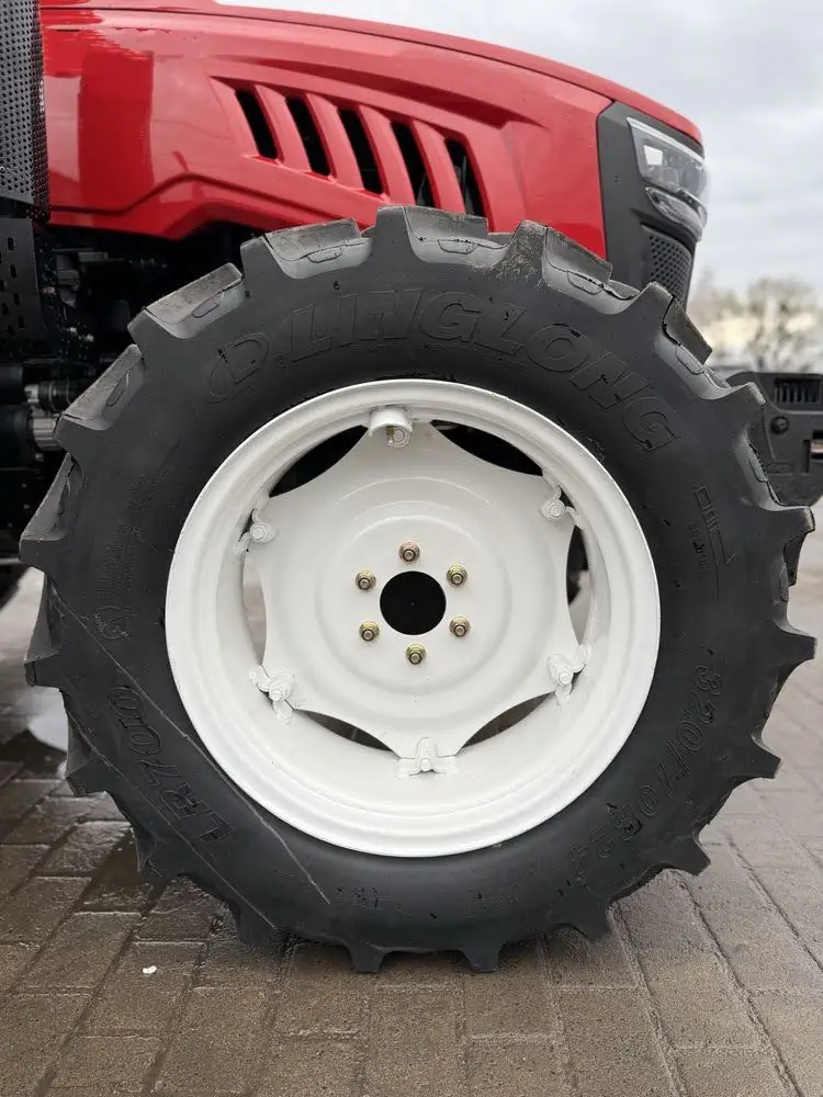 Tractor Agricol AgroFarm 904x cu Cabină și Încărcător Frontal 4 în 1 - 10